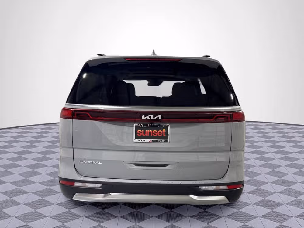 2024 Kia Carnival SX Prestige Image 7
