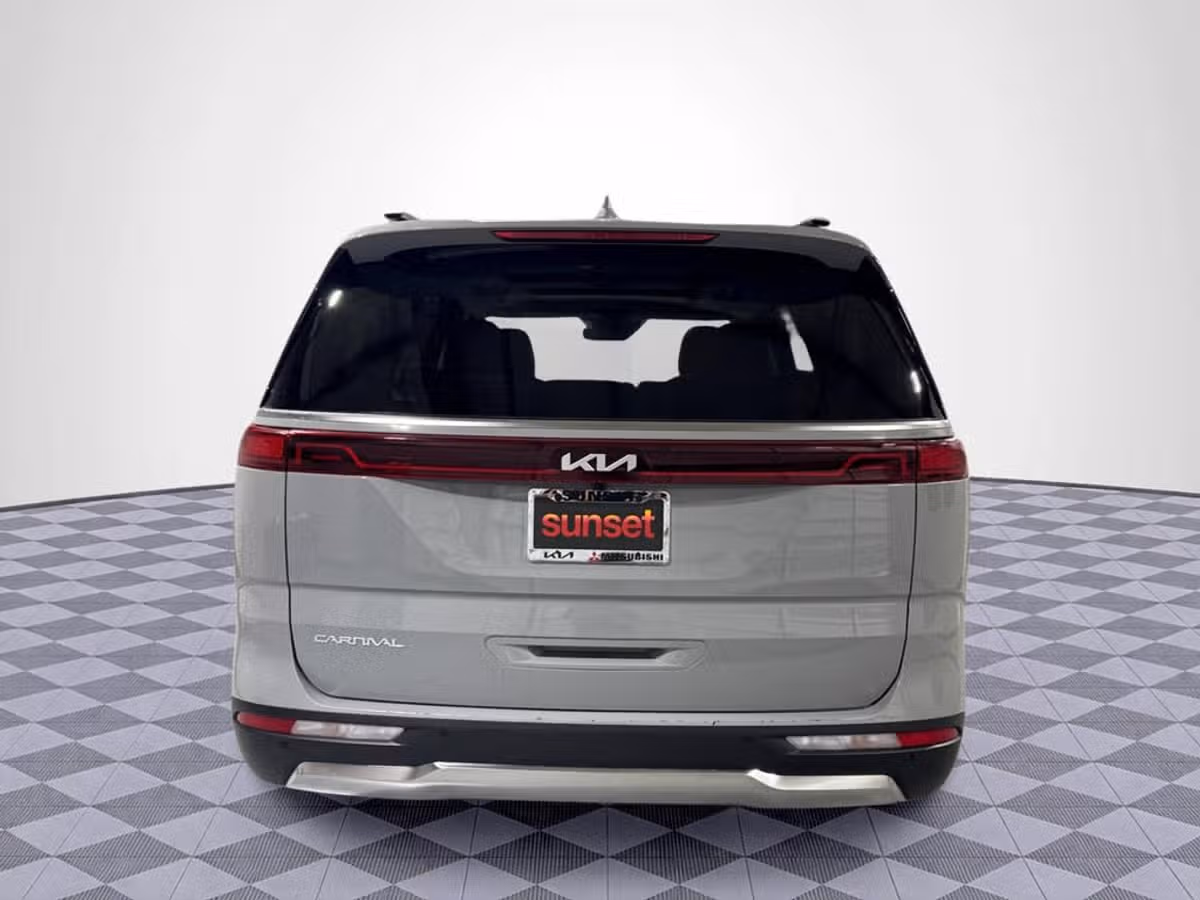 2024 Kia Carnival SX Prestige Image 7