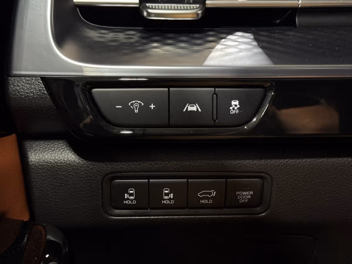 2024 Kia Carnival SX Prestige Image 23