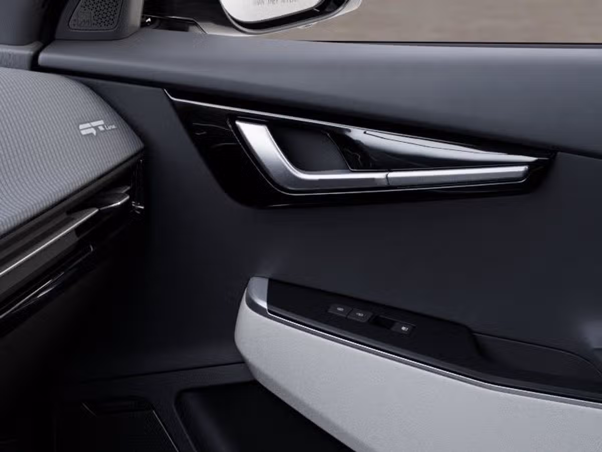 2026 Kia EV6 GT-Line Crossover Image 25
