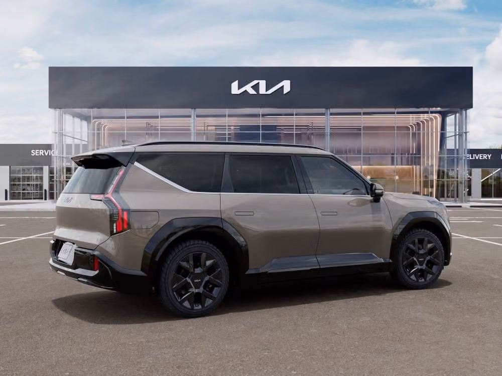 2026 Kia EV9 Land Image 4