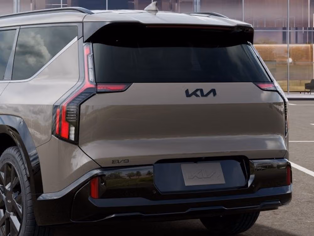 2026 Kia EV9 Land Image 14