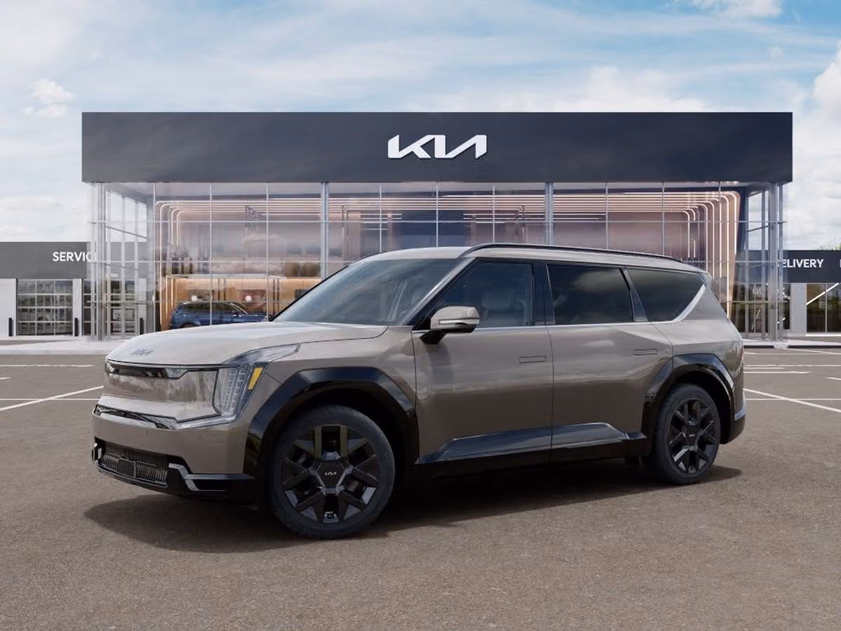 2026 Kia EV9 Land Image 7