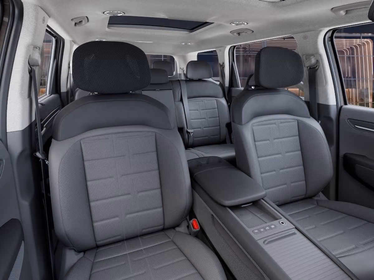 2026 Kia EV9 Land Image 16