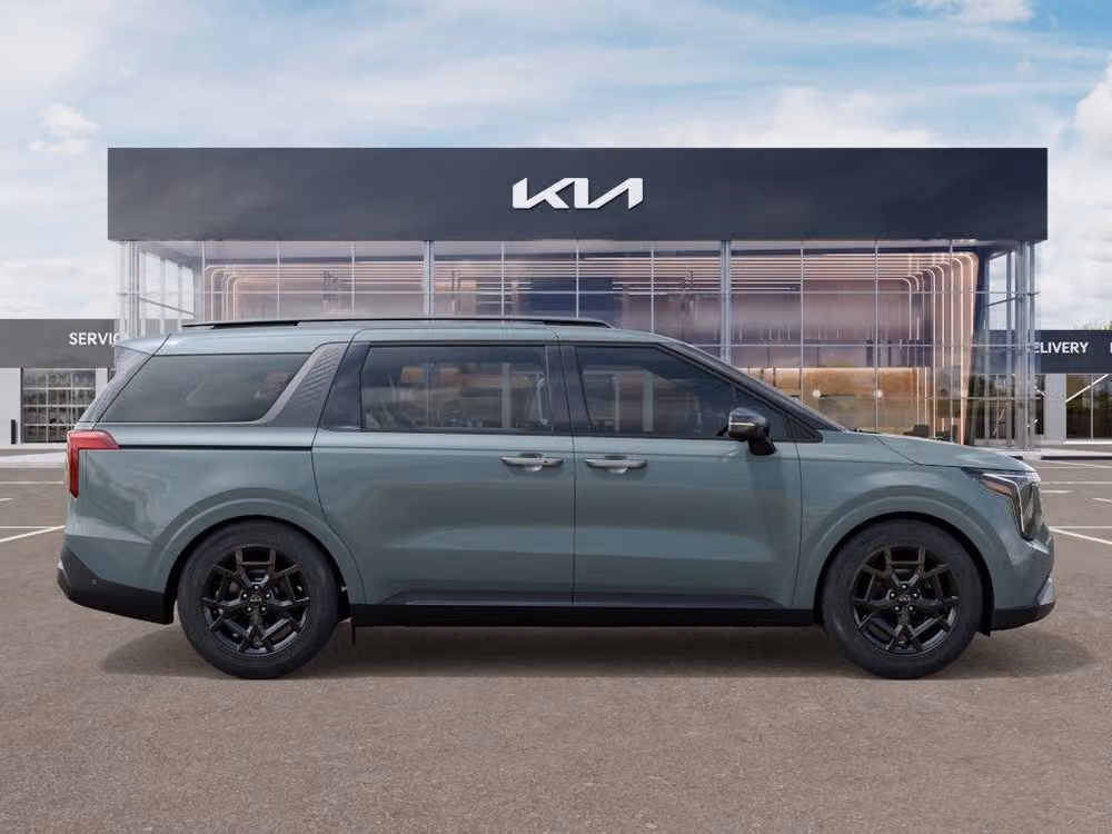 2027 Kia Carnival Hybrid SX Passenger Image 3