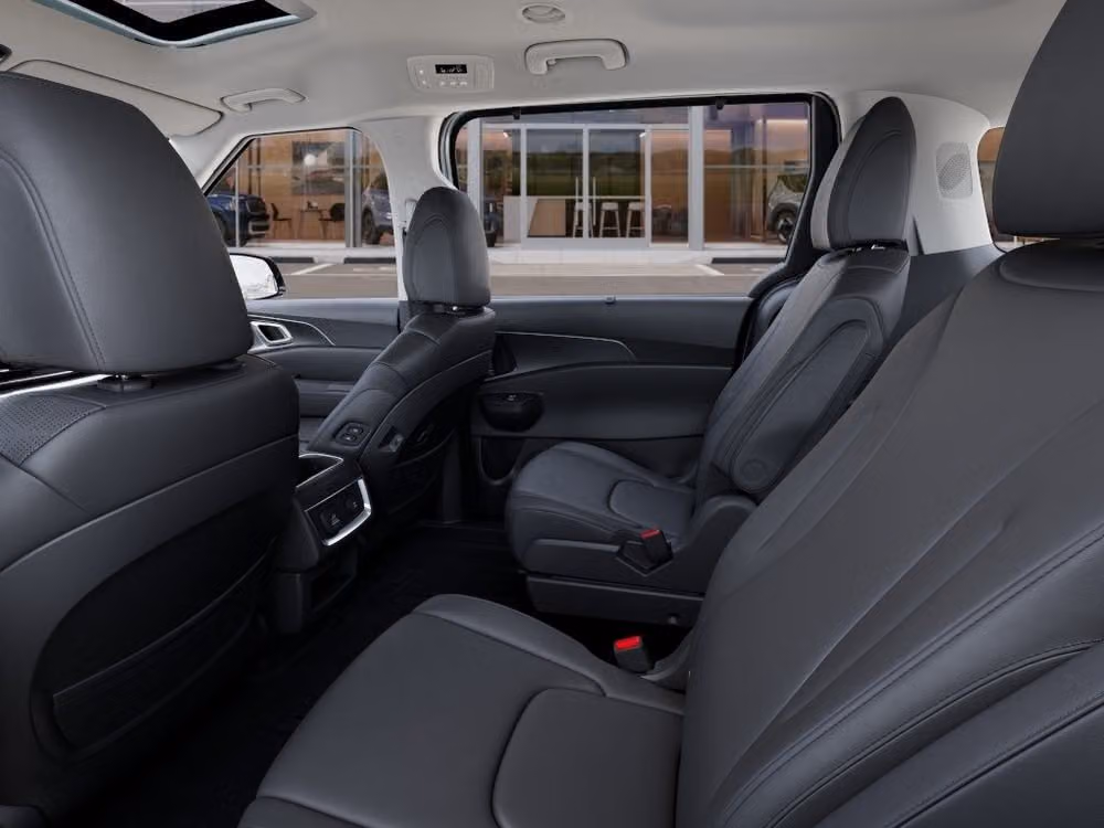 2027 Kia Carnival Hybrid SX Passenger Image 21
