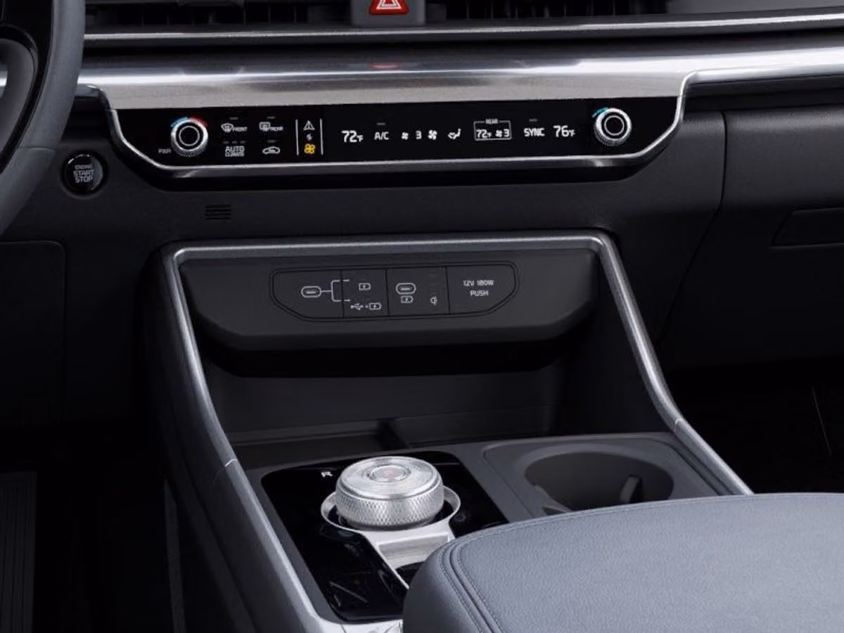 2027 Kia Carnival Hybrid SX Passenger Image 26
