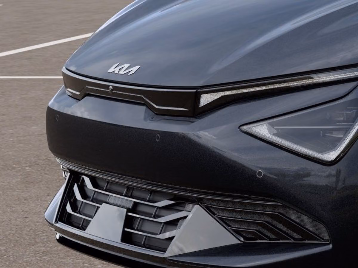 2026 Kia EV6 Wind Crossover Image 13