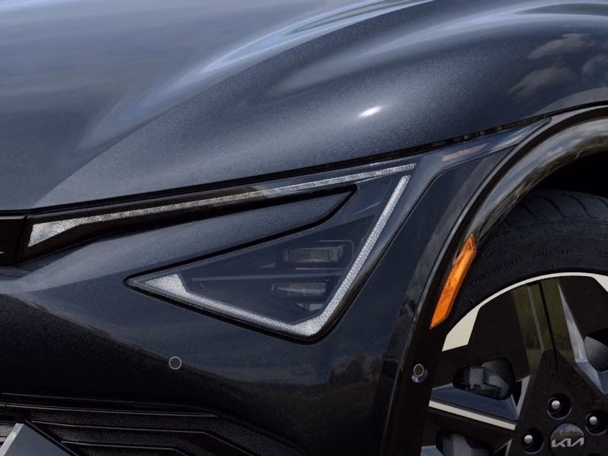 2026 Kia EV6 Wind Crossover Image 11