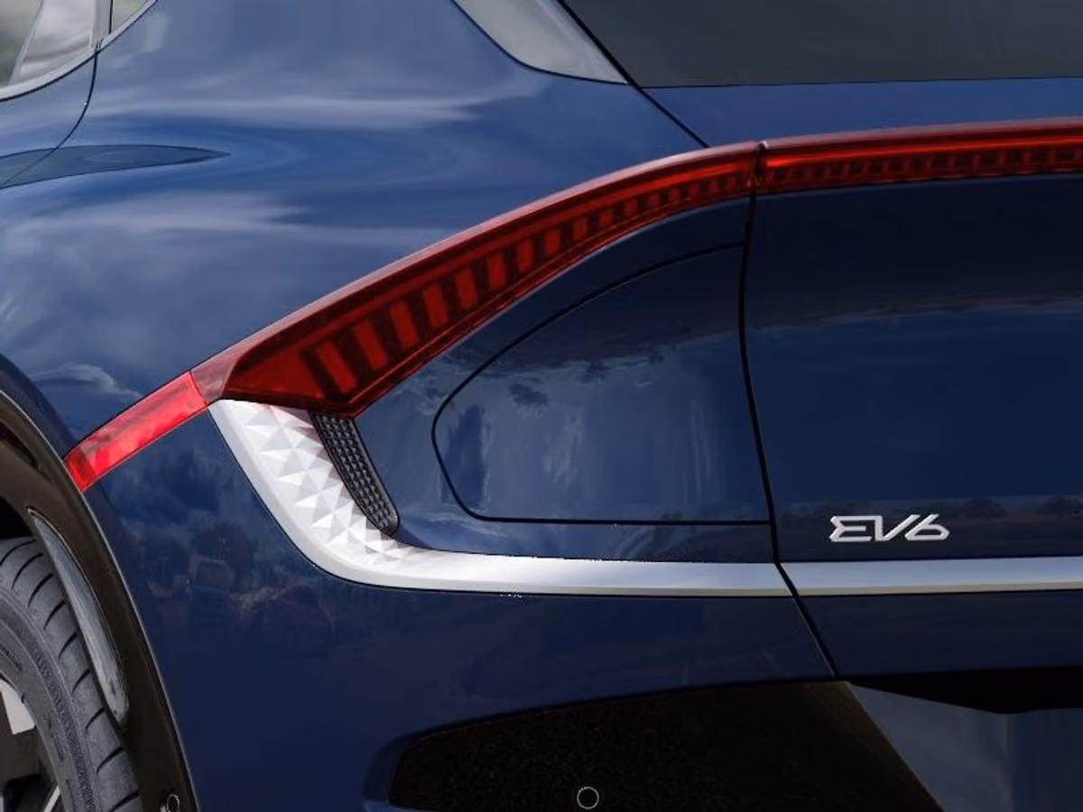 2026 Kia EV6 Wind Crossover Image 12