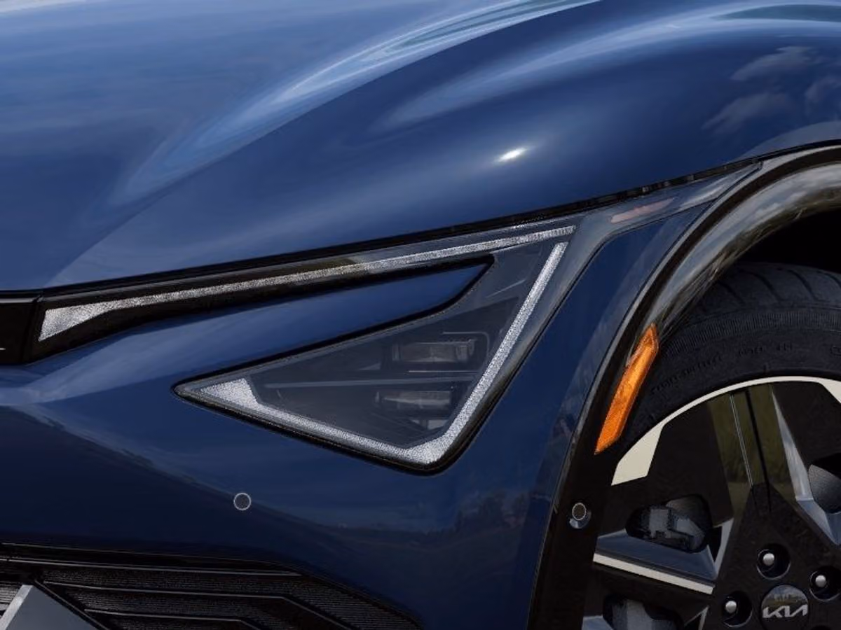 2026 Kia EV6 Wind Crossover Image 11