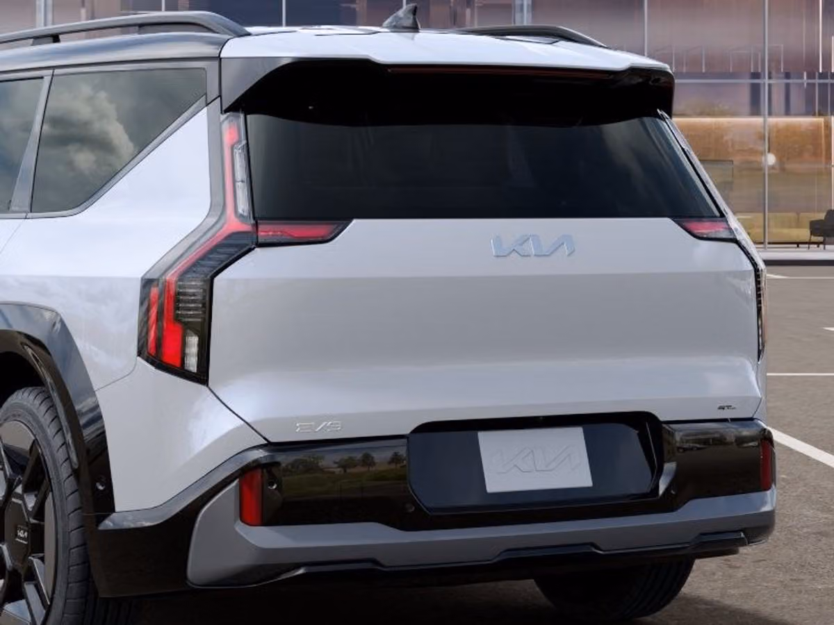 2026 Kia EV9 GT-Line Image 14