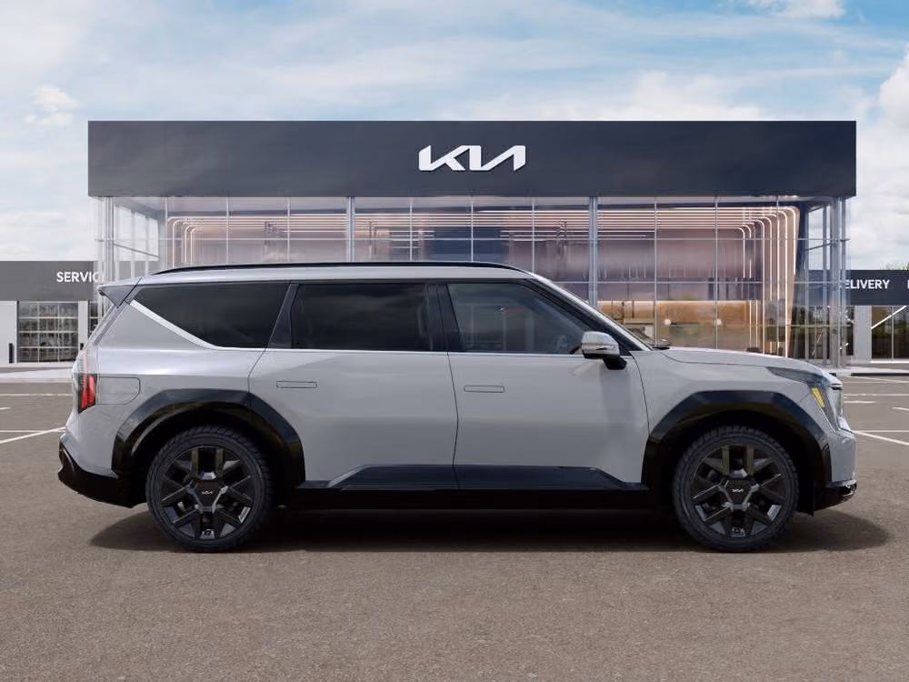 2026 Kia EV9 Land Image 3