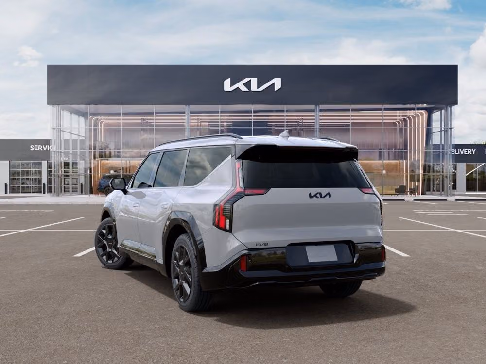 2026 Kia EV9 Land Image 6