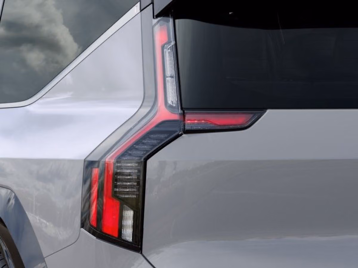 2026 Kia EV9 Land Image 12