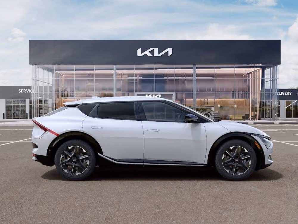 2026 Kia EV6 Wind Crossover Image 2