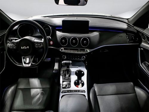 2022 Kia Stinger GT1 Lower Image 3