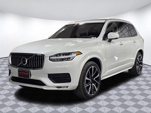 2021 Volvo XC90 T6 Momentum 7-Passenger Lower Image 1