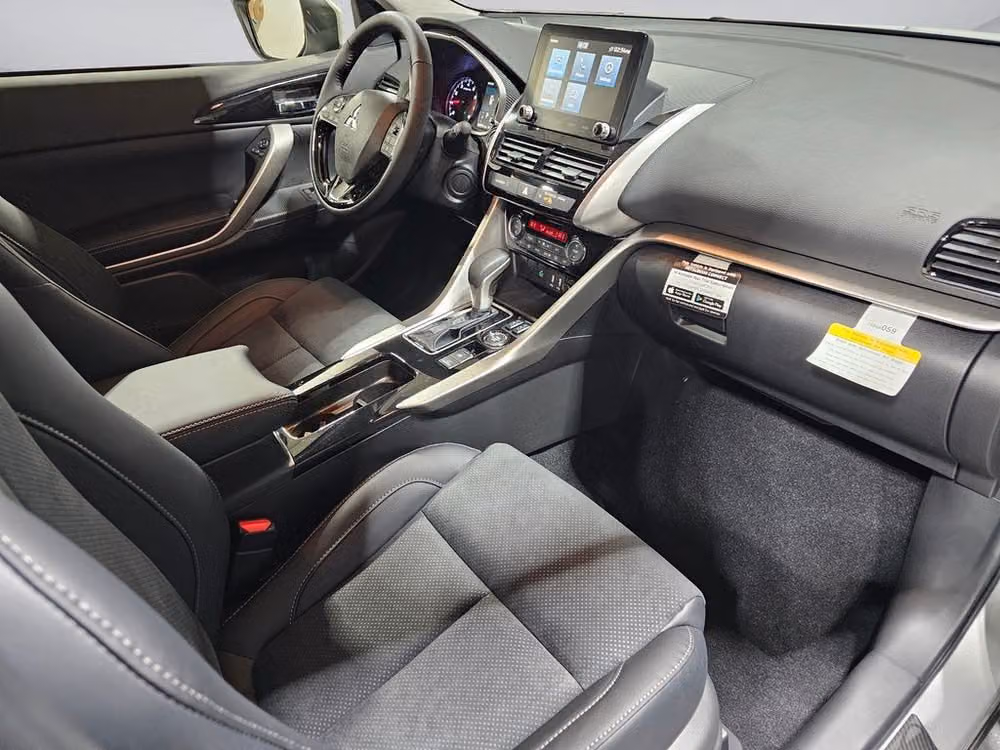 2024 Mitsubishi Eclipse Cross SE Crossover Image 13