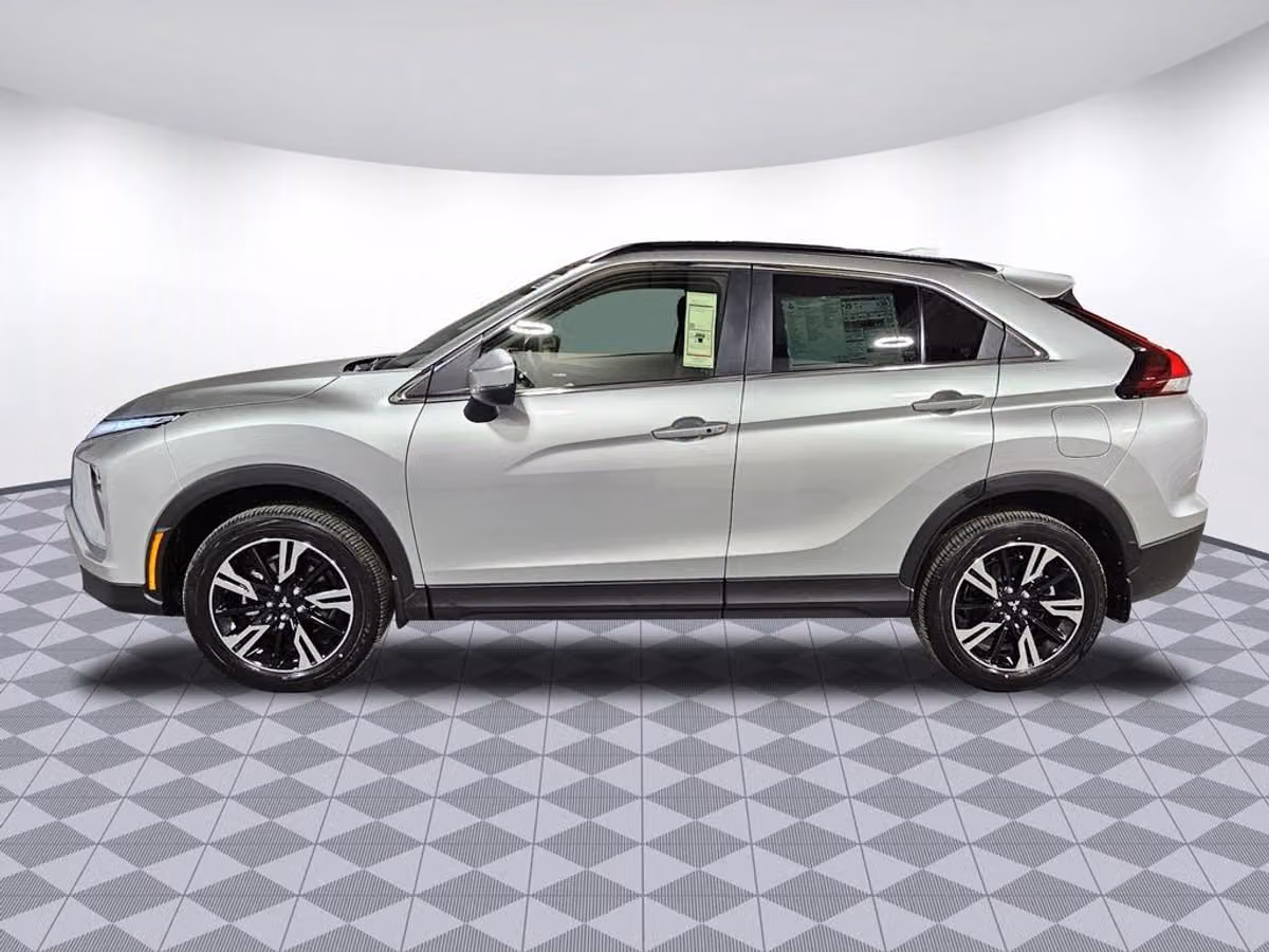 2024 Mitsubishi Eclipse Cross SE Crossover Image 6