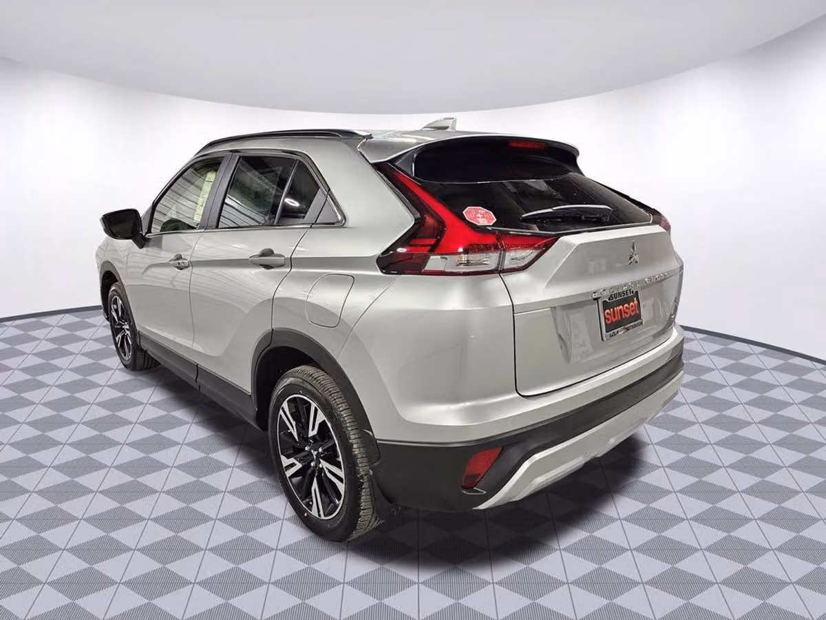 2024 Mitsubishi Eclipse Cross SE Crossover Image 7