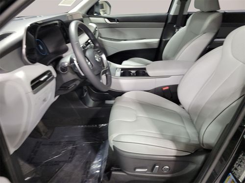 2023 Hyundai PALISADE SEL Lower Image 2