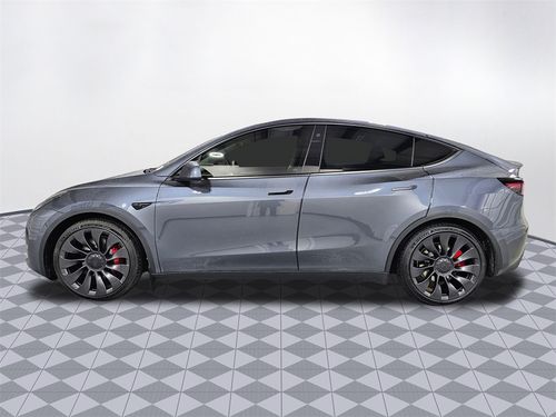 2023 Tesla Model Y Performance Lower Image 2