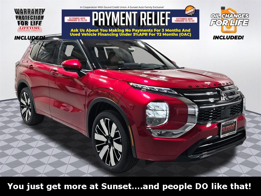 2025 Mitsubishi Outlander SEL's photo