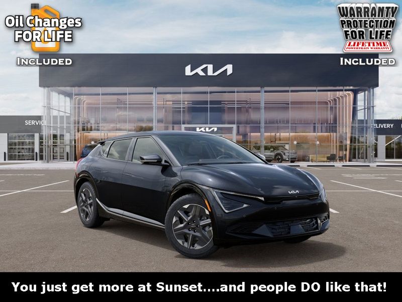2025 Kia EV6 Light Long Range Crossover Upper Image 1