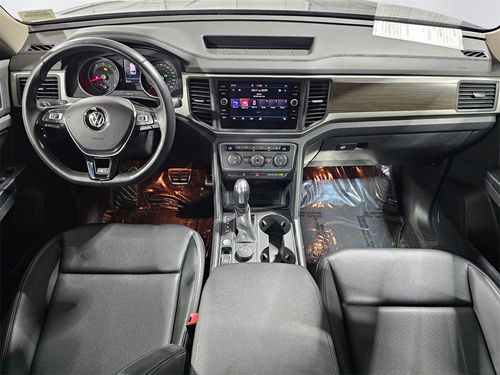 2020 Volkswagen Atlas V6 SE R-Line 4Motion Lower Image 3