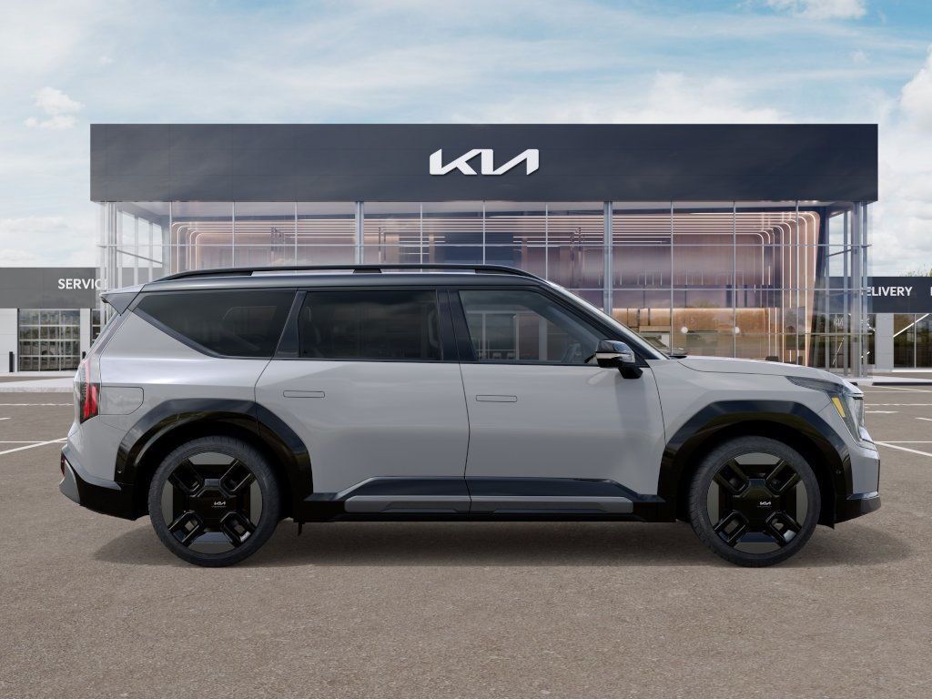 Used 2026 Kia EV9 GT-Line with VIN 5XYAEFS54TG010112 for sale in Sumner, WA