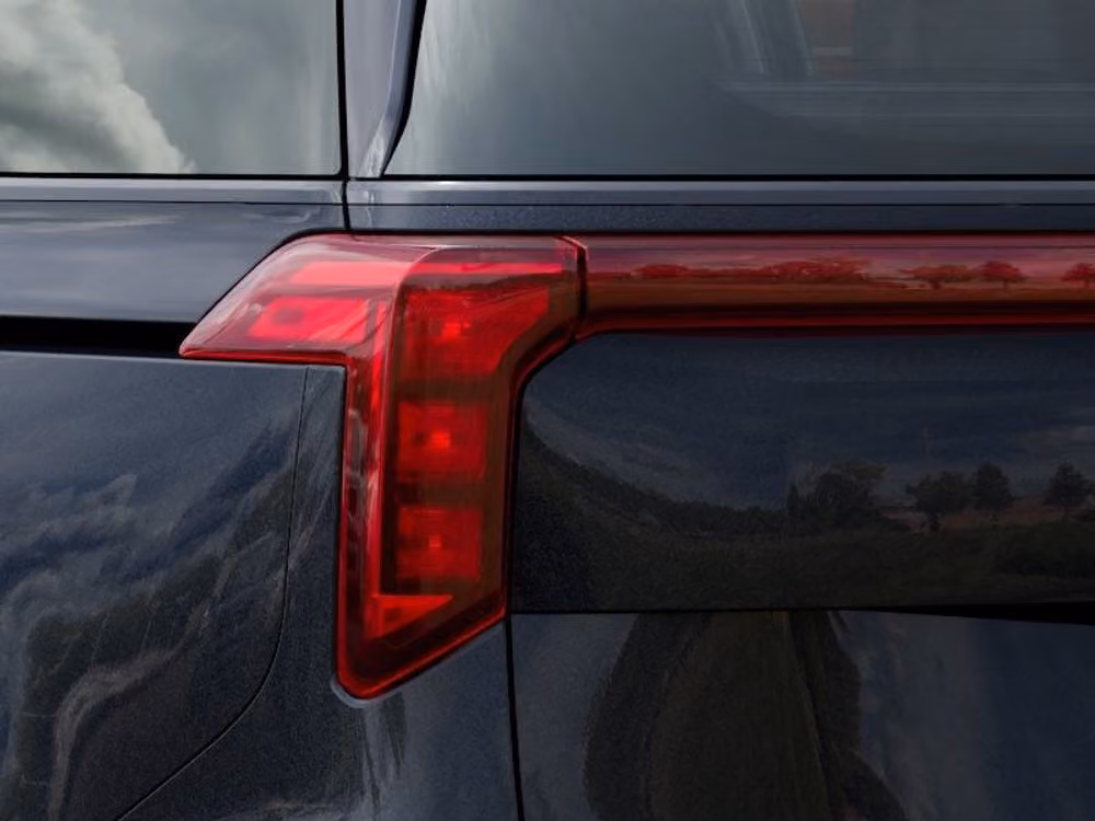 2026 Kia Carnival SX Passenger Image 13
