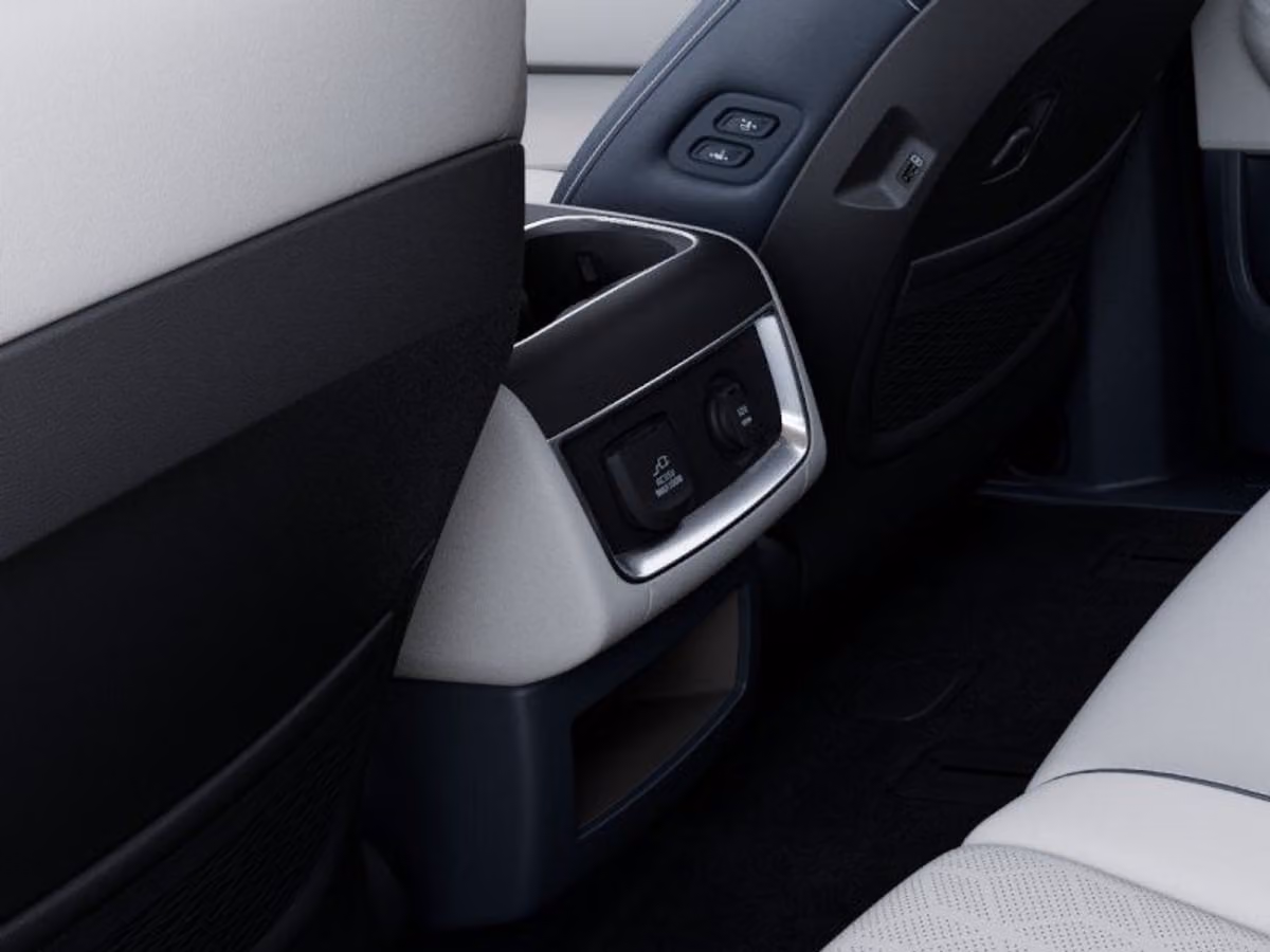 2026 Kia Carnival SX Passenger Image 29