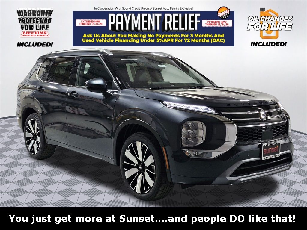 2025 Mitsubishi Outlander SEL's photo