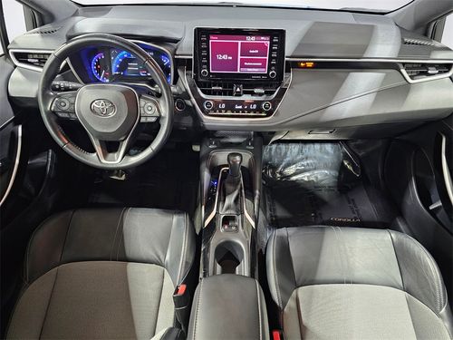 2019 Toyota Corolla Hatchback XSE Lower Image 3