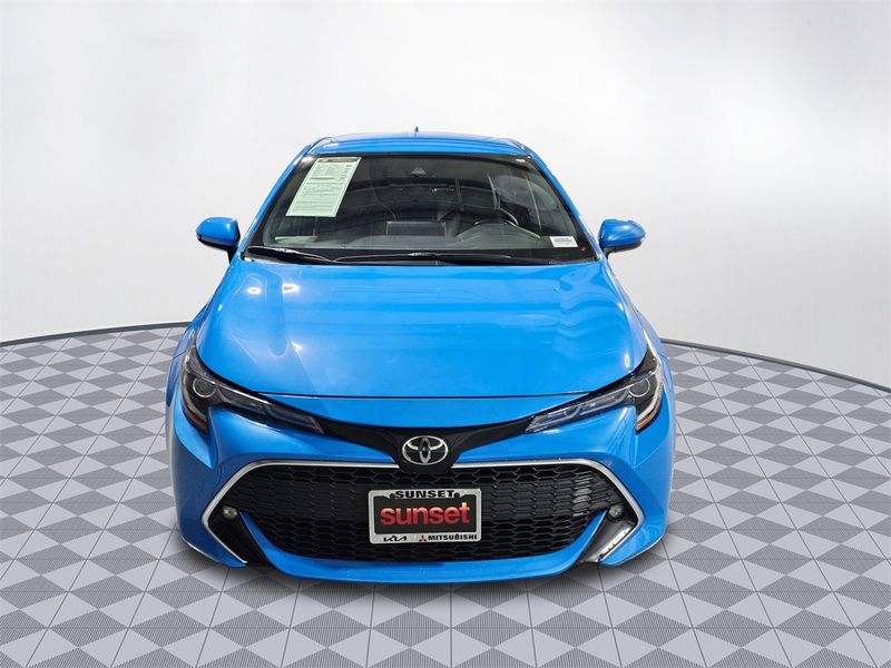 2019 Toyota Corolla Hatchback XSE Upper Image 2