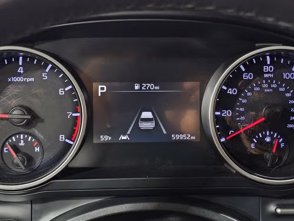 2024 Kia Carnival LX Passenger Image 27