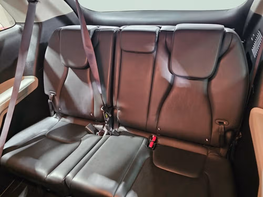 2024 Kia Carnival LX Passenger Image 20