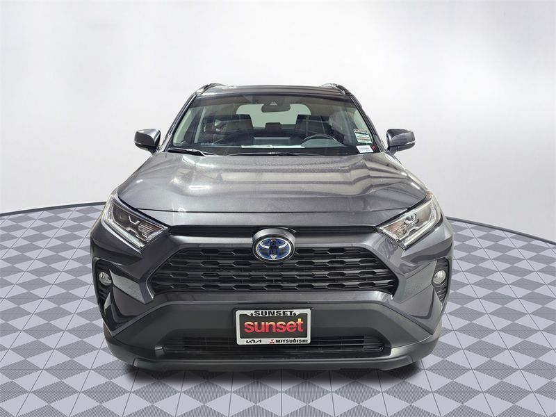 2020 Toyota RAV4 Hybrid XLE Upper Image 2