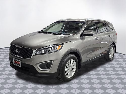 2016 Kia Sorento LX Lower Image 1
