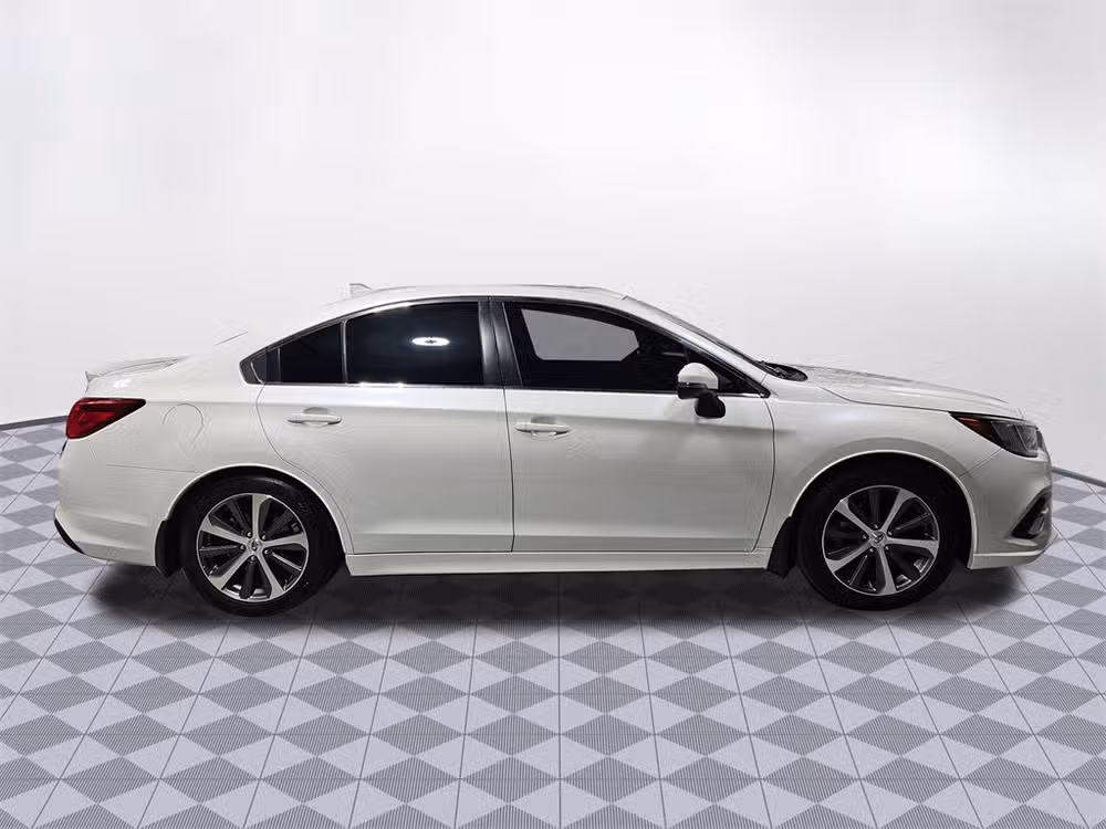 2019 Subaru Legacy 3.6R Limited Image 11