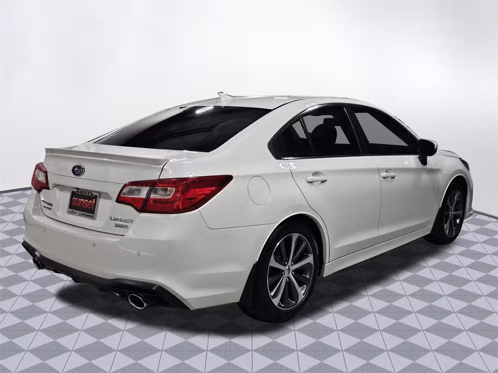 2019 Subaru Legacy 3.6R Limited Image 10