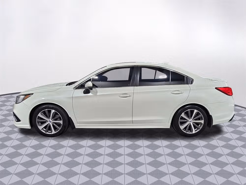 2019 Subaru Legacy 3.6R Limited Image 7