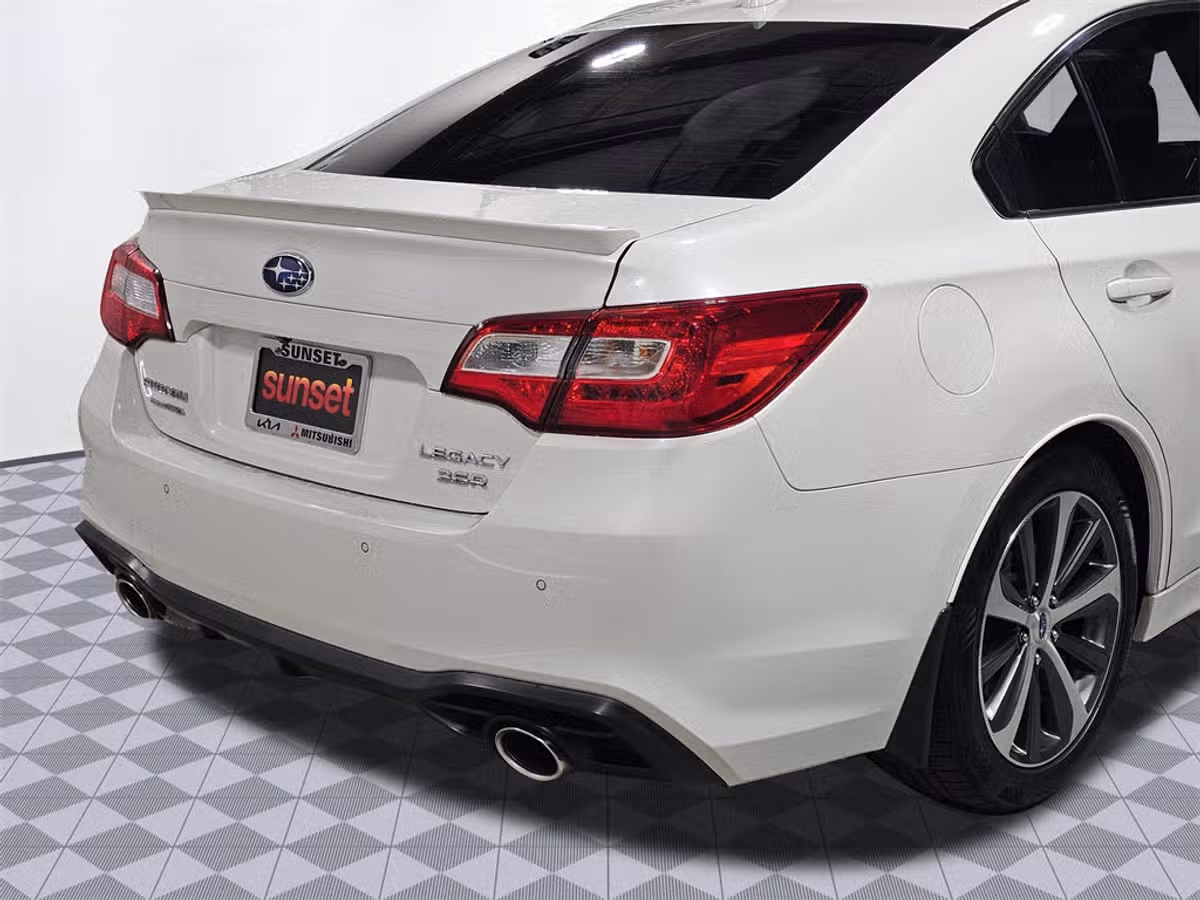 2019 Subaru Legacy 3.6R Limited Image 15