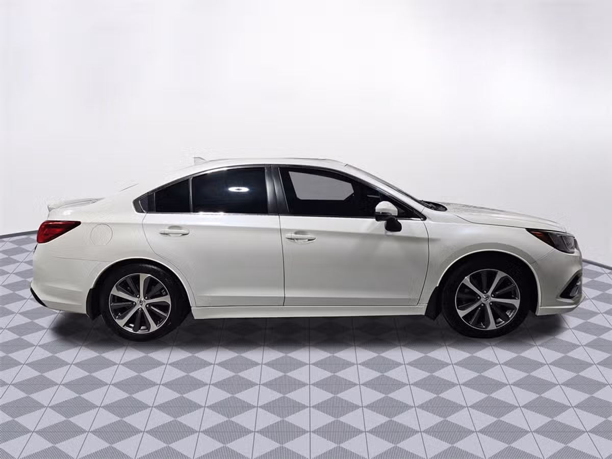 2019 Subaru Legacy 3.6R Limited Image 11