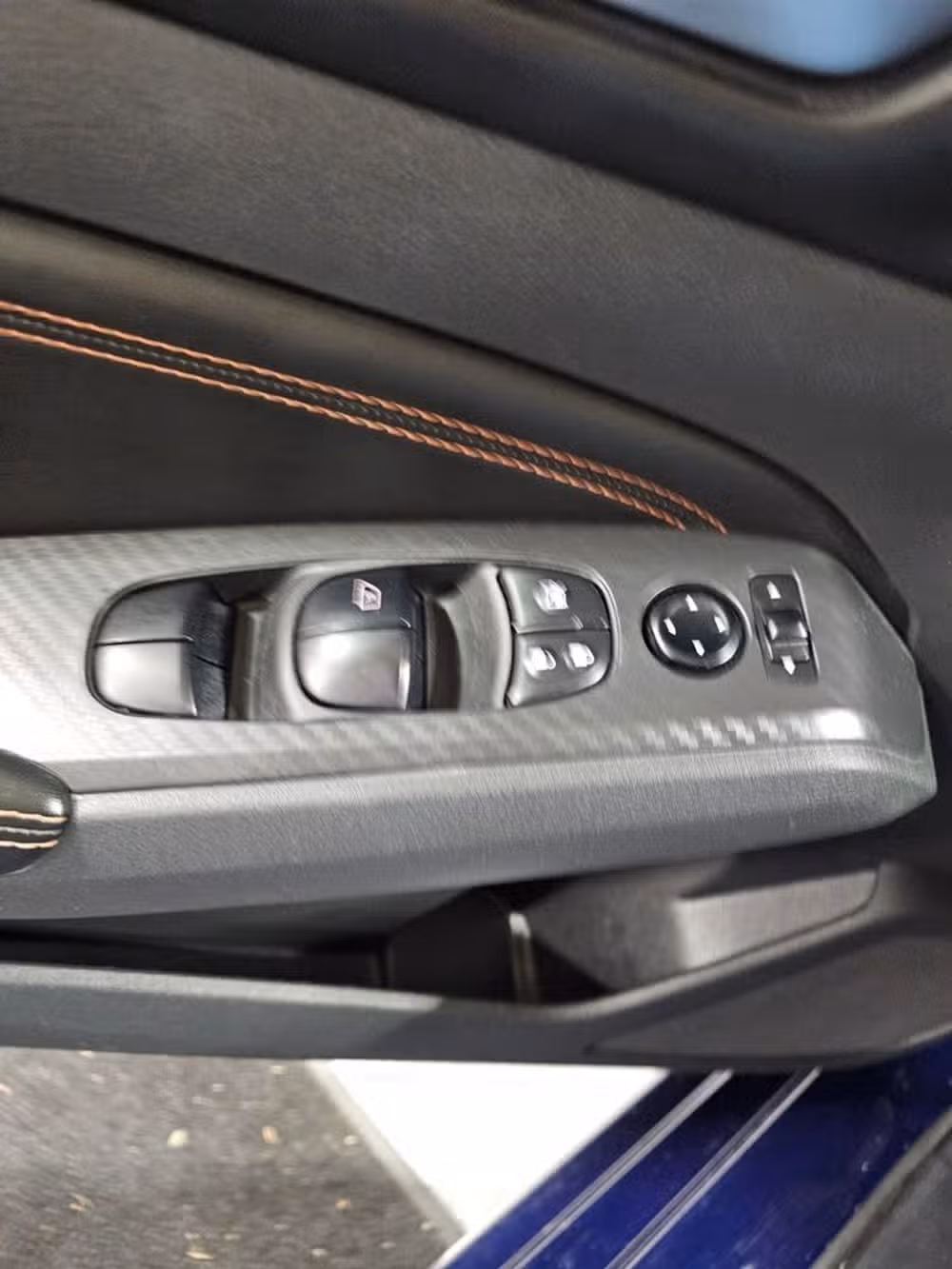 2022 Nissan Altima 2.5 SR Image 21