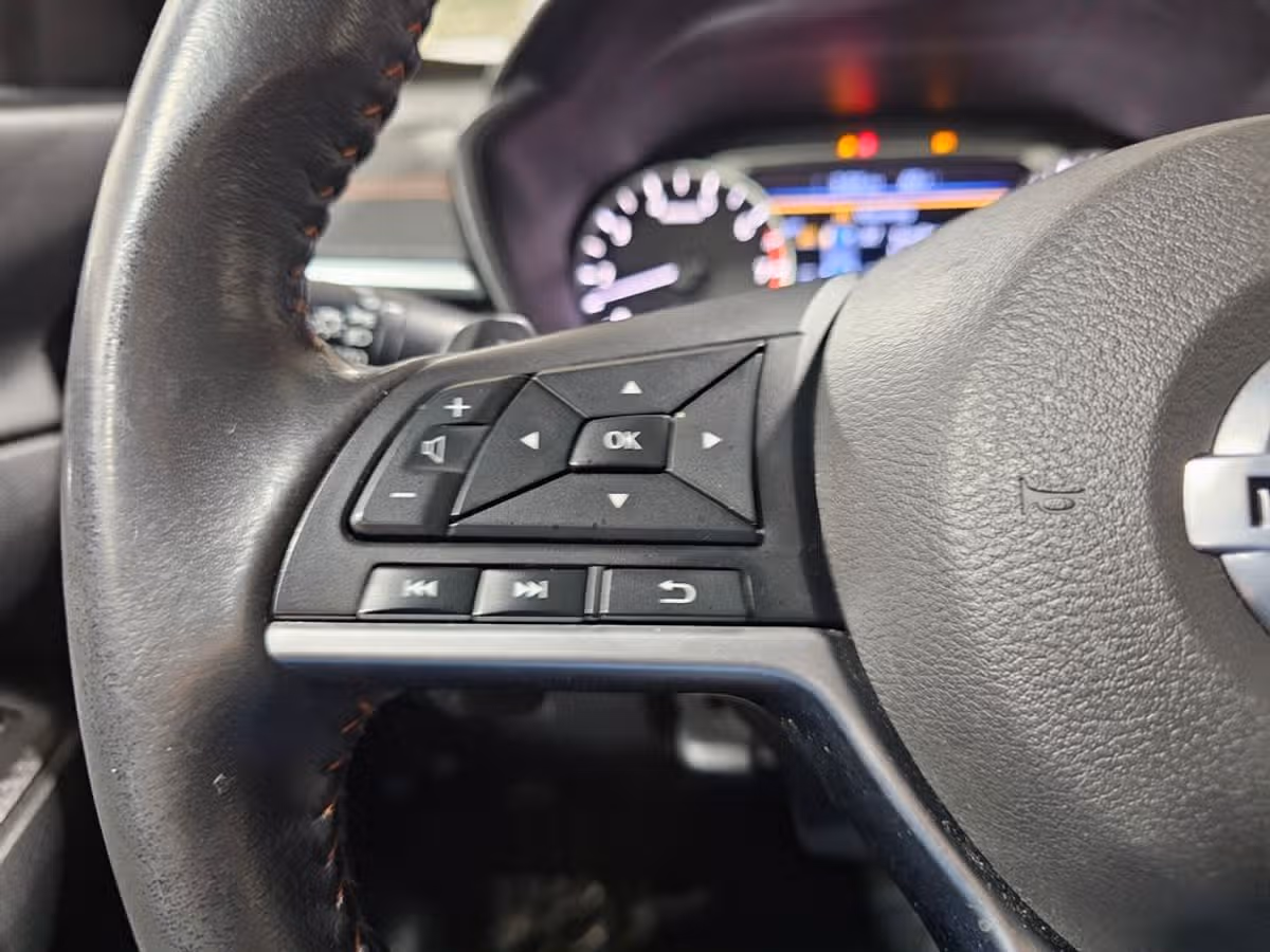 2022 Nissan Altima 2.5 SR Image 25