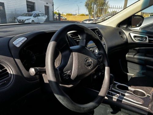 2020 Nissan Pathfinder S Lower Image 2