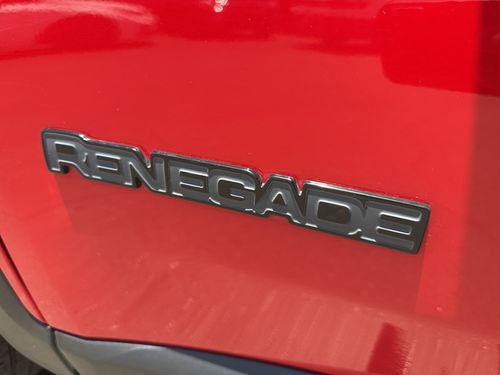 2017 Jeep Renegade Altitude Lower Image 3