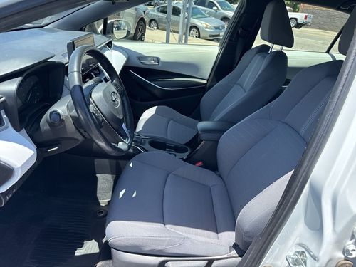 2024 Toyota Corolla SE Lower Image 3